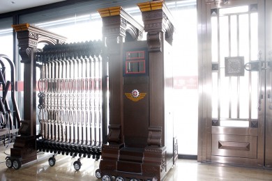 電動(dòng)伸縮門(mén)系列